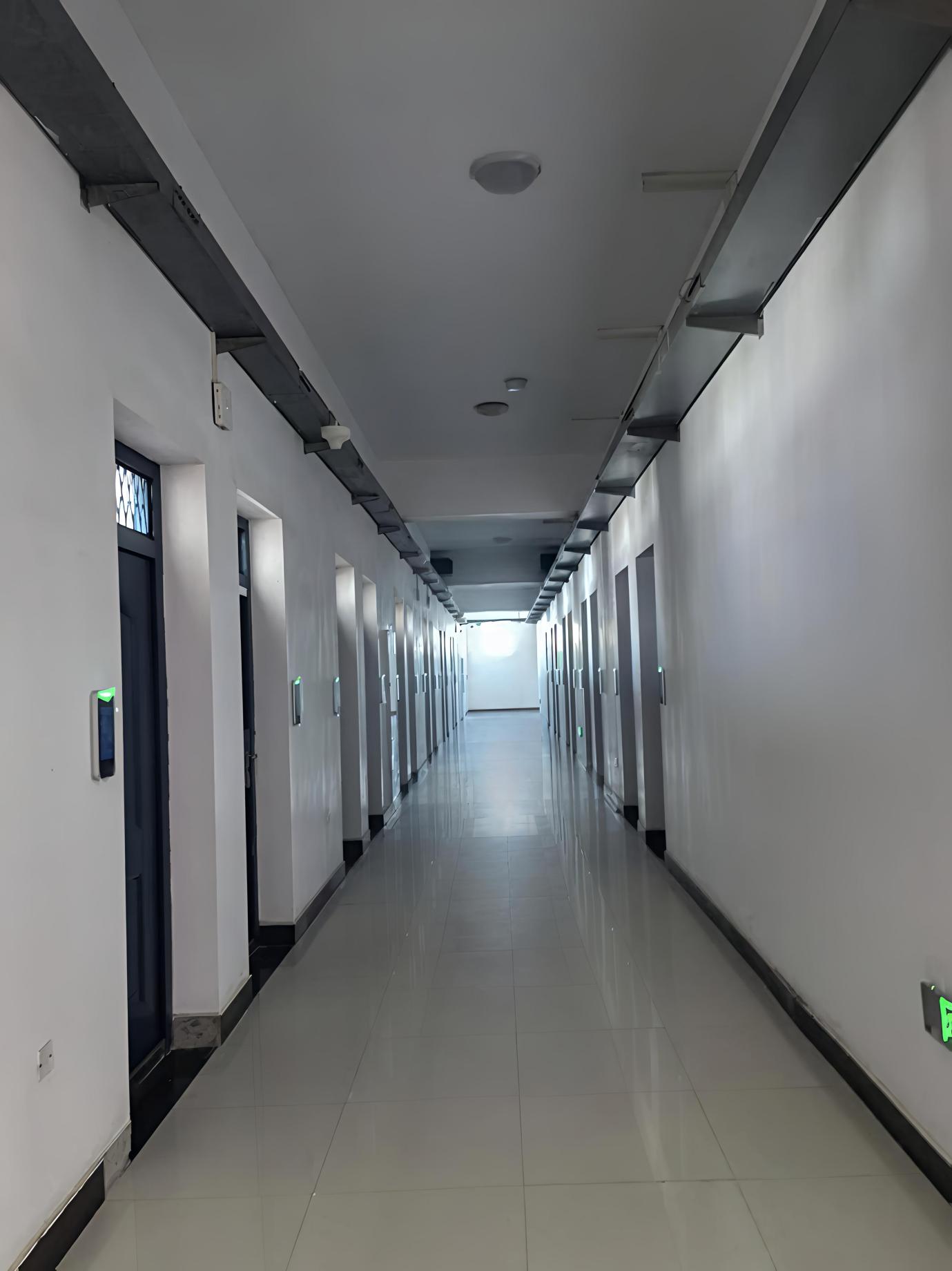 e92b184961fd25b9fe8dd365f8582b48